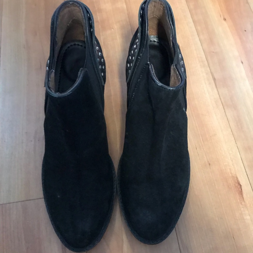 Jeffrey Campbell black booties